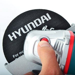 Угловая шлифмашинка Hyundai G 850-125 - БЛОКИРОВКА ШПИНДЕЛЯ ДЛЯ ПРОСТОЙ ЗАМЕНЫ О...