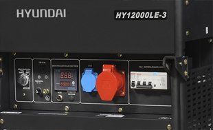 Бензиновый генератор Hyundai HY 12000LE-3 - ПАНЕЛЬ УПРАВЛЕНИЯ Эргономичная консоль в...