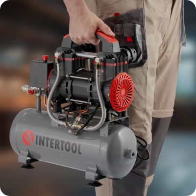 Зручний у роботі