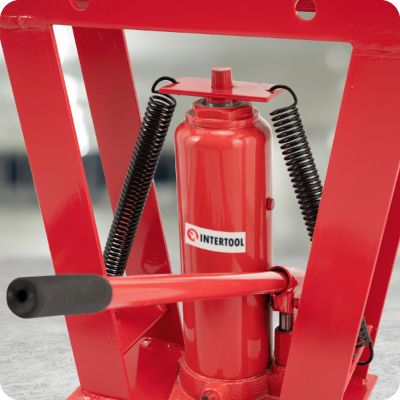 Міцна та проста конструкція