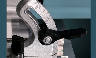 Пила циркулярная Hyundai C1500-190 - РЕГУЛИРОВКА УГЛА НАКЛОНА Ручной инструме...