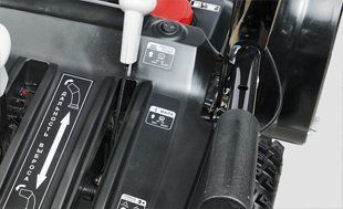 Бензиновый снегоуборщик Hyundai S 7065 - ДИСТАНЦИОННОЕ УПРАВЛЕНИЕ ДАЛЬНОСТЬЮ...