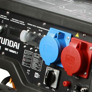 Двухтопливный генератор Hyundai HHY 10000FE-T ГАЗ-БЕНЗИН - 220 и 380 В Силовая установка выда...