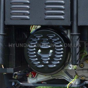 Дизельный генератор Hyundai DHY 8000LE - МЕДНЫЕ ОБМОТКИ АЛЬТЕРНАТОРА В отличие от...